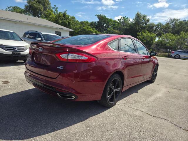 2016 Ford Fusion SE