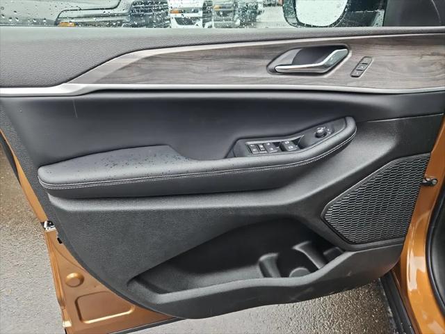 2026 Jeep Grand Cherokee L Limited 4x4