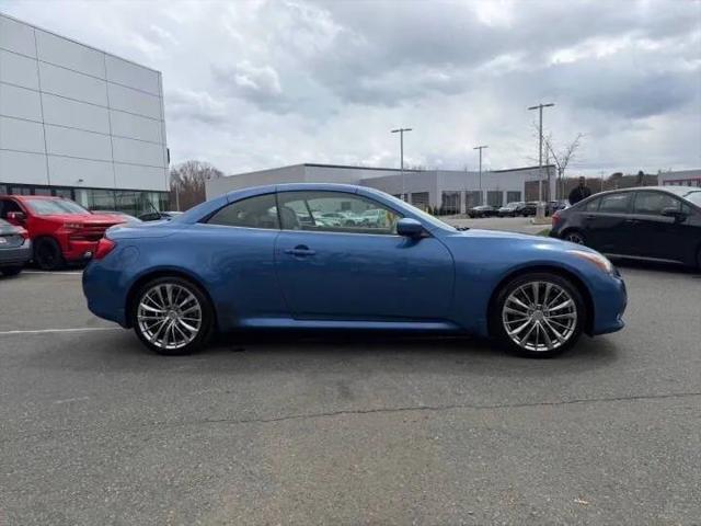 2011 INFINITI G37 G37