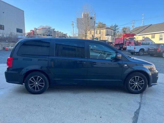 2014 Dodge Grand Caravan SXT 30th Anniversary