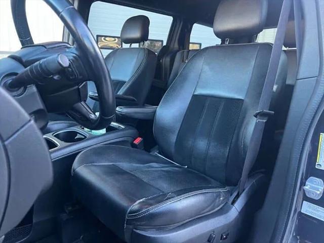 2014 Dodge Grand Caravan SXT 30th Anniversary