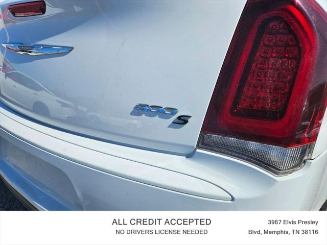 2016 Chrysler 300 300S