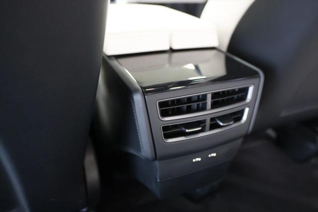 2020 Tesla Model X Long Range Plus Dual Motor All-Wheel Drive