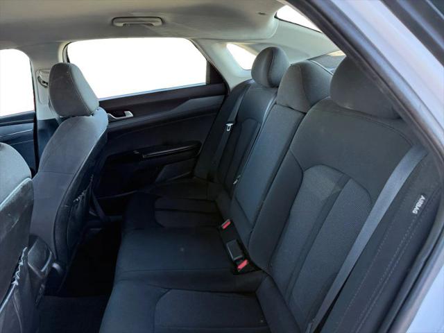 2022 Kia K5 LXS