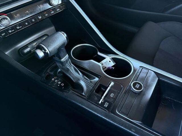 2022 Kia K5 LXS