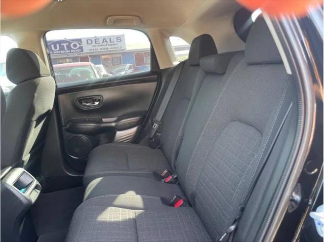 2025 Honda HR-V 2WD LX