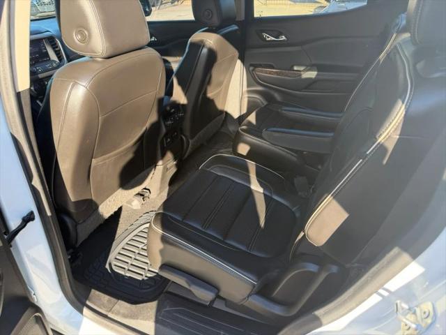 2020 GMC Acadia AWD Denali
