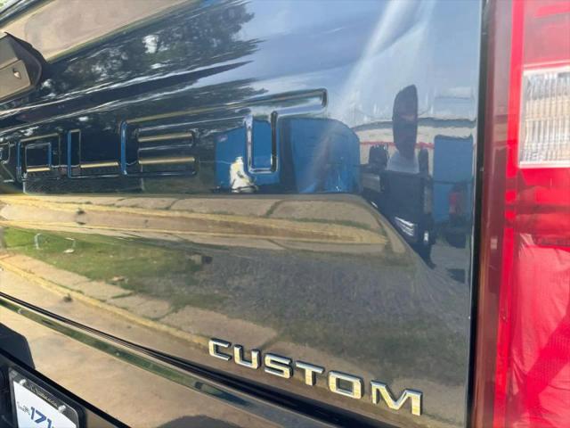 2020 Chevrolet Silverado 1500 2WD Crew Cab Short Bed Custom