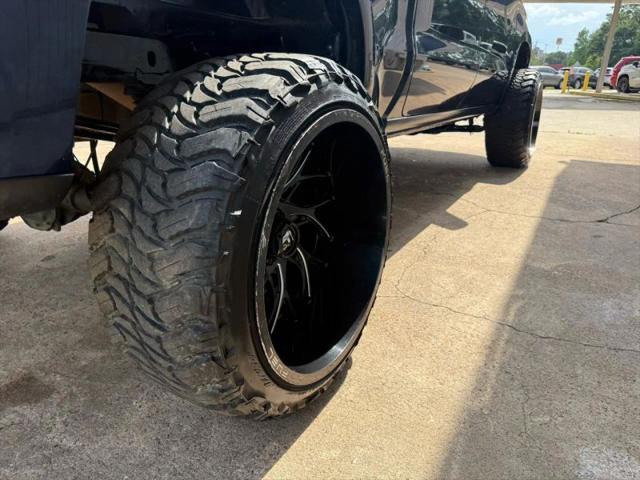 2020 Chevrolet Silverado 1500 2WD Crew Cab Short Bed Custom