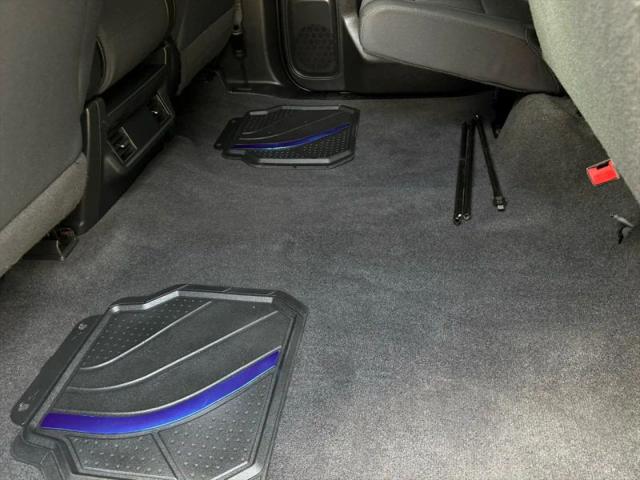 2020 Chevrolet Silverado 1500 2WD Crew Cab Short Bed Custom