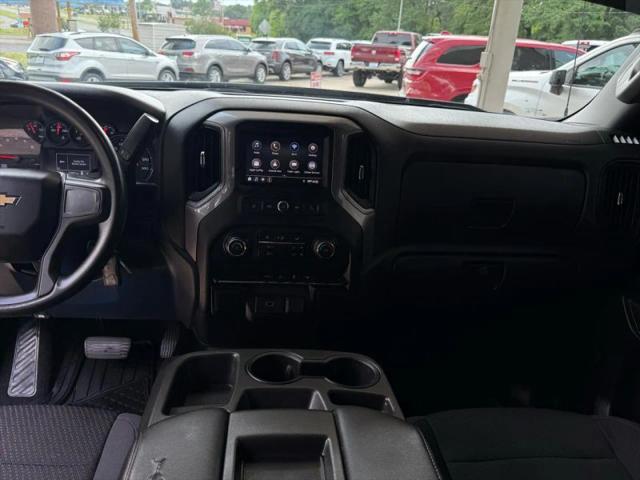 2020 Chevrolet Silverado 1500 2WD Crew Cab Short Bed Custom