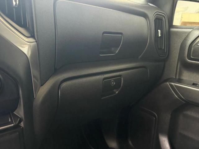 2020 Chevrolet Silverado 1500 2WD Crew Cab Short Bed Custom