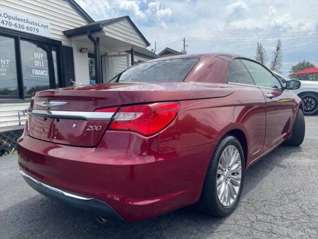 2013 Chrysler 200 Limited