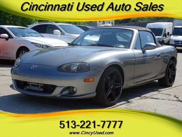 2004 Mazda MX-5 Cloth