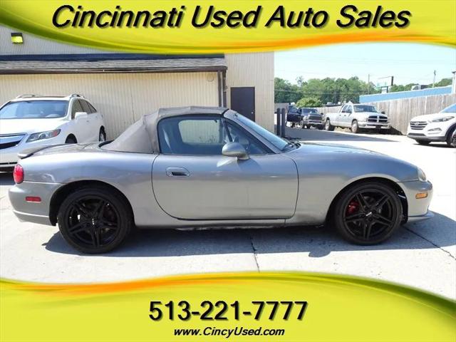 2004 Mazda MX-5 Cloth