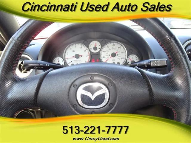 2004 Mazda MX-5 Cloth