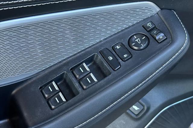 2022 Acura MDX Advance Package