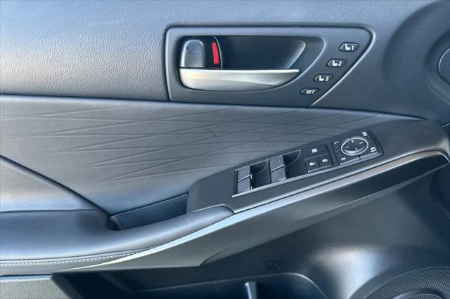 2025 Lexus IS 350 F SPORT