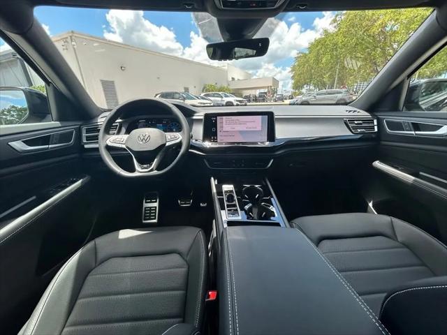 2026 Volkswagen Atlas Cross Sport SEL R-Line Black