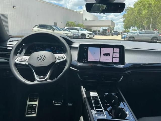 2026 Volkswagen Atlas Cross Sport SEL R-Line Black