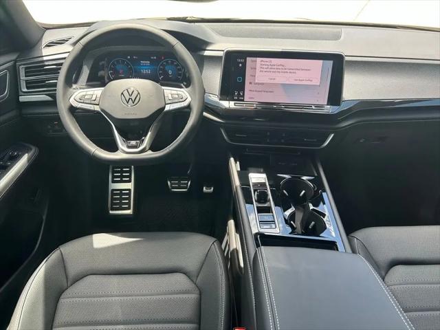2026 Volkswagen Atlas Cross Sport SEL R-Line Black