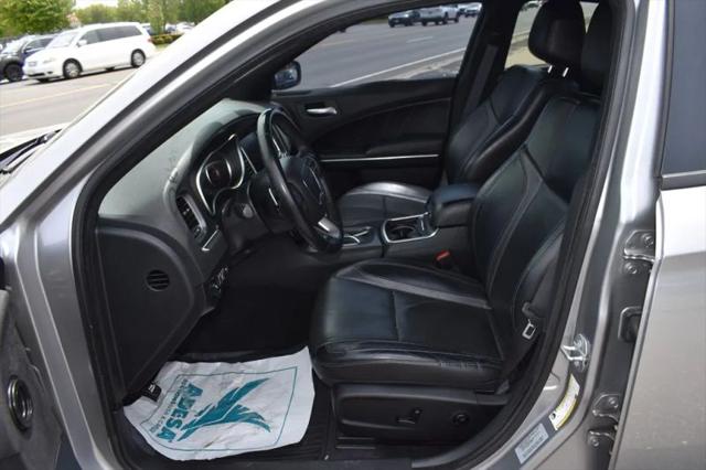 2016 Dodge Charger SXT