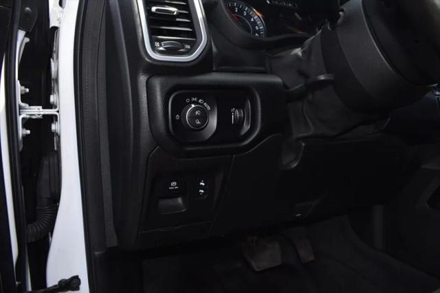 2021 Ram 1500 Big Horn Crew Cab 4x4 5'7" Box