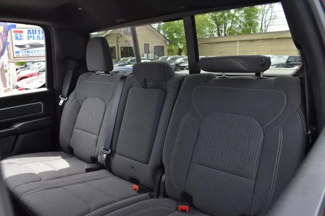 2021 Ram 1500 Big Horn Crew Cab 4x4 5'7" Box