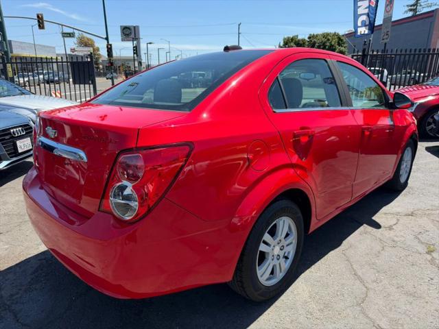 2016 Chevrolet Sonic LT Auto