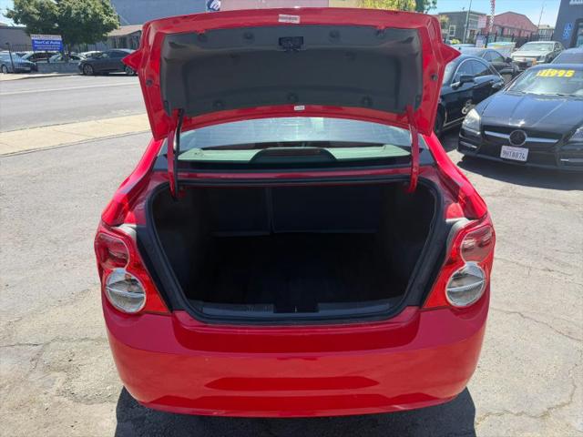 2016 Chevrolet Sonic LT Auto