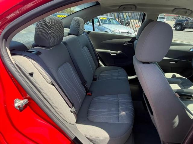 2016 Chevrolet Sonic LT Auto