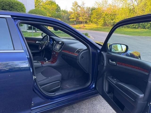 2014 Chrysler 300 300