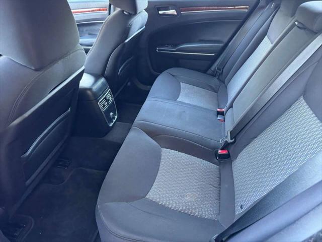 2014 Chrysler 300 300