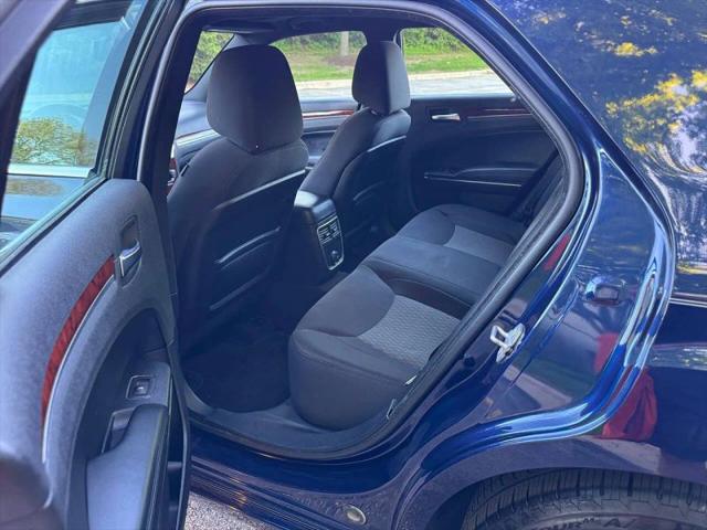 2014 Chrysler 300 300