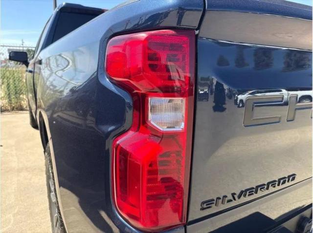 2022 Chevrolet Silverado 1500 2WD Crew Cab Standard Bed LT