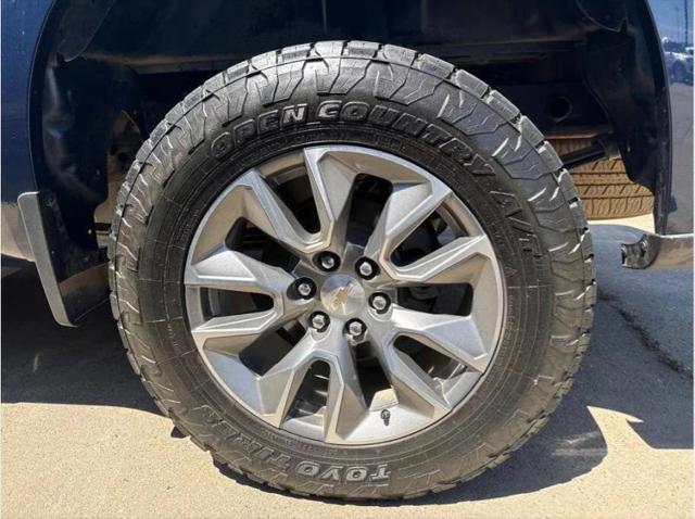 2022 Chevrolet Silverado 1500 2WD Crew Cab Standard Bed LT