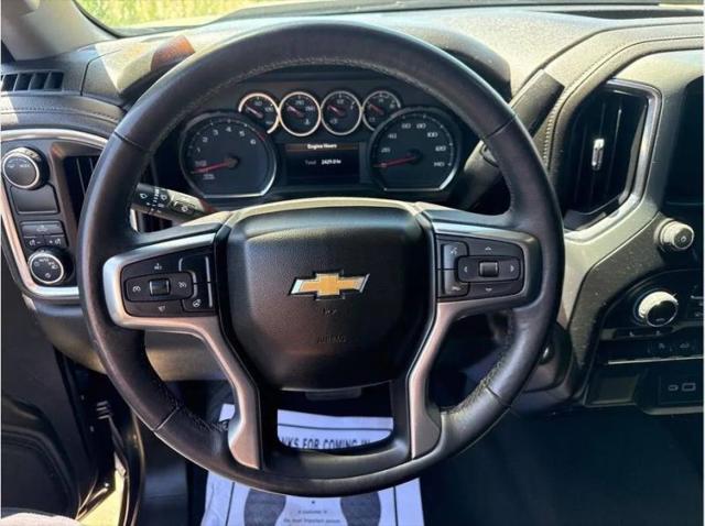 2022 Chevrolet Silverado 1500 2WD Crew Cab Standard Bed LT
