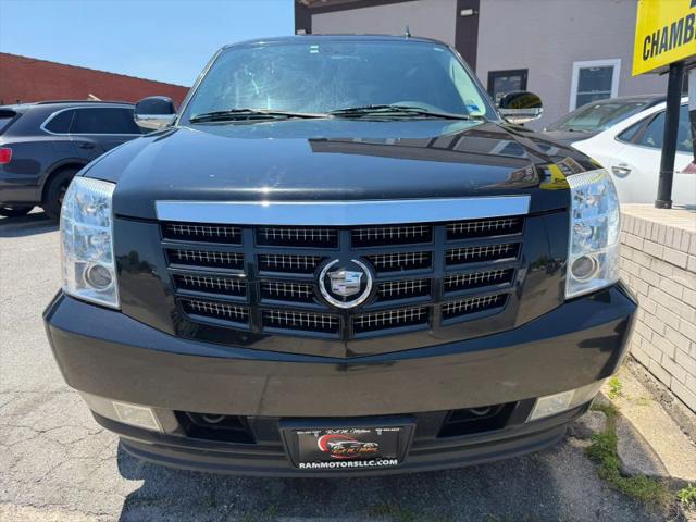 2009 Cadillac Escalade Standard