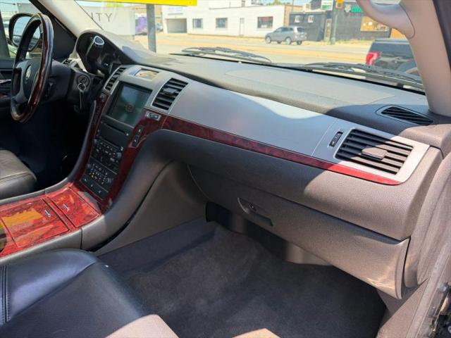 2009 Cadillac Escalade Standard