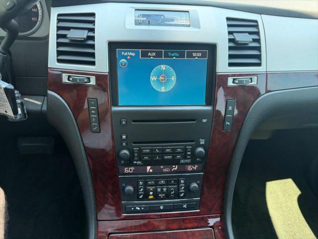 2009 Cadillac Escalade Standard