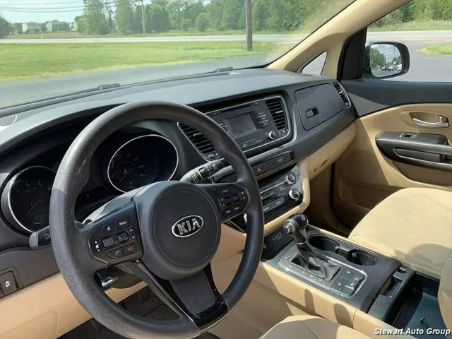 2016 Kia Sedona LX