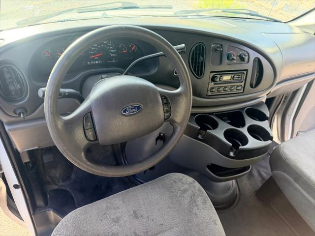 2006 Ford E-250 Base