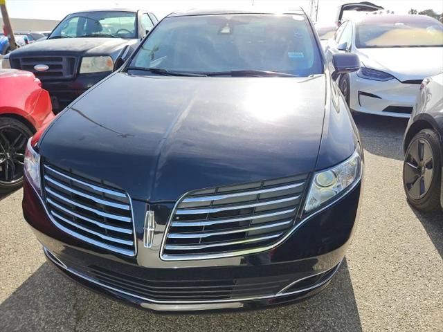 2019 Lincoln MKT Reserve