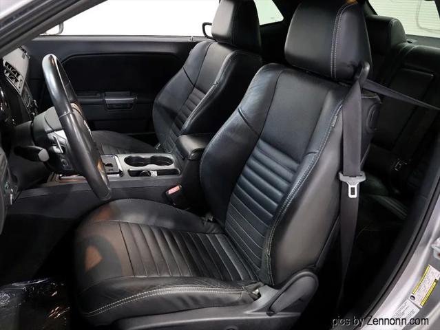 2013 Dodge Challenger R/T Plus