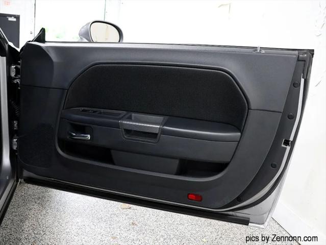 2013 Dodge Challenger R/T Plus