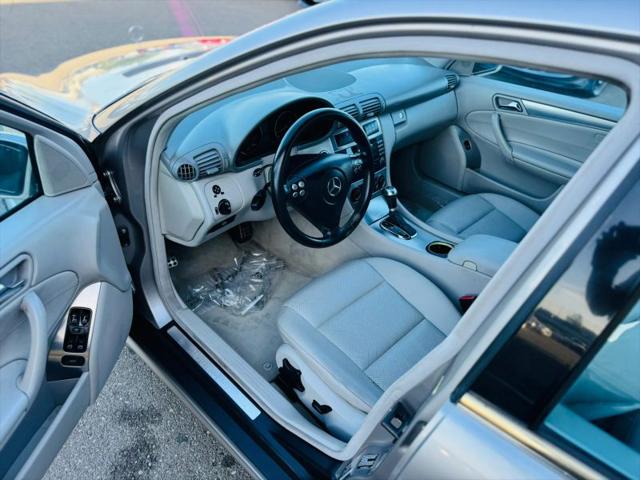 2005 Mercedes-Benz C 230 C 230 Sport