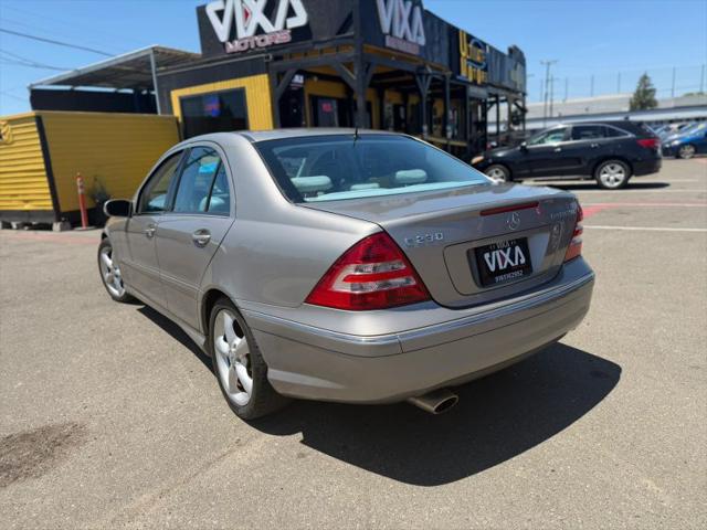 2005 Mercedes-Benz C 230 C 230 Sport