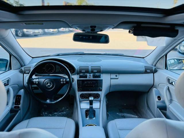 2005 Mercedes-Benz C 230 C 230 Sport