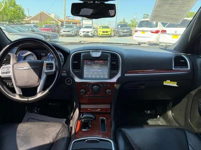 2014 Chrysler 300 300
