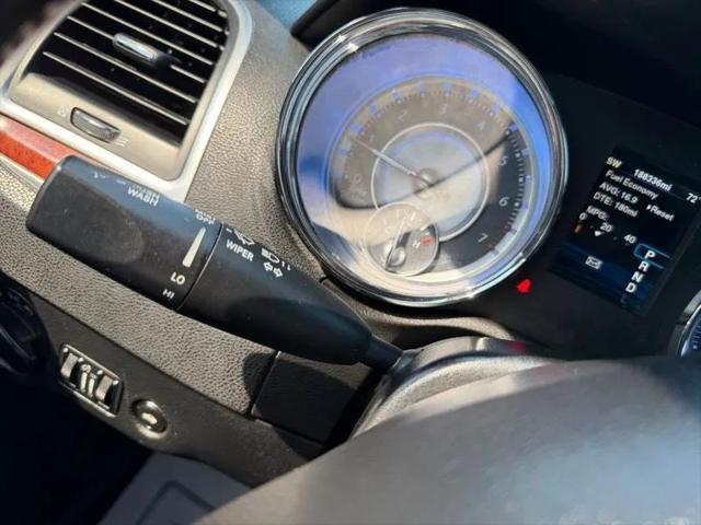 2014 Chrysler 300 300